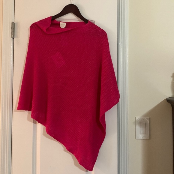 Poncho - Picture 1 of 4